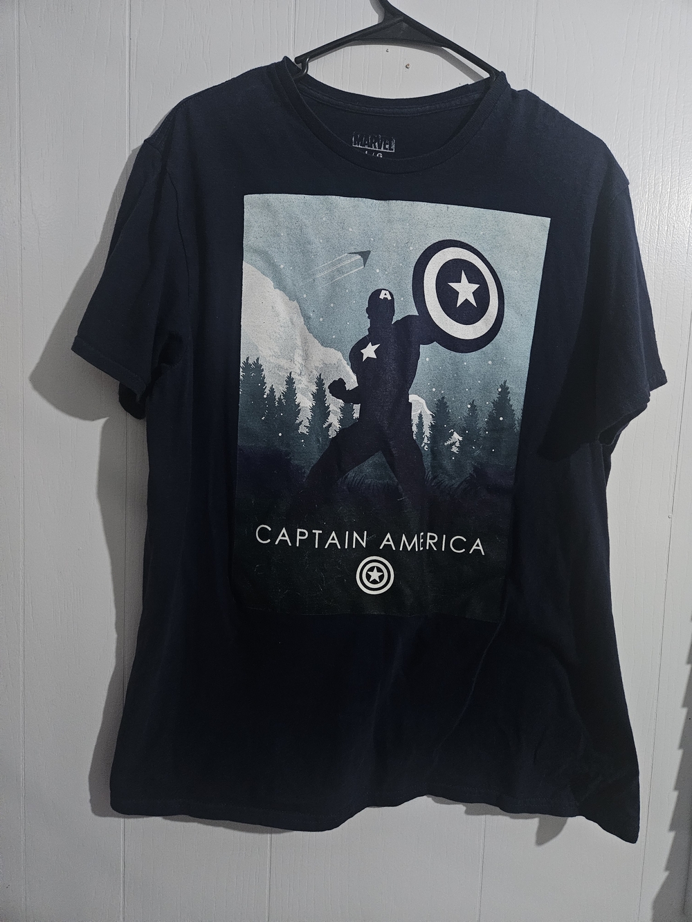 Marvel Captain America Silhouette Graphic Tee - Navy